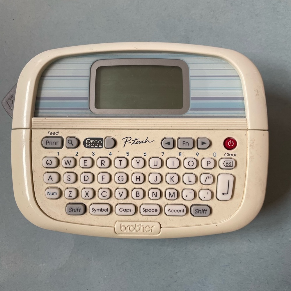 GUC Brother PT90 Label Maker